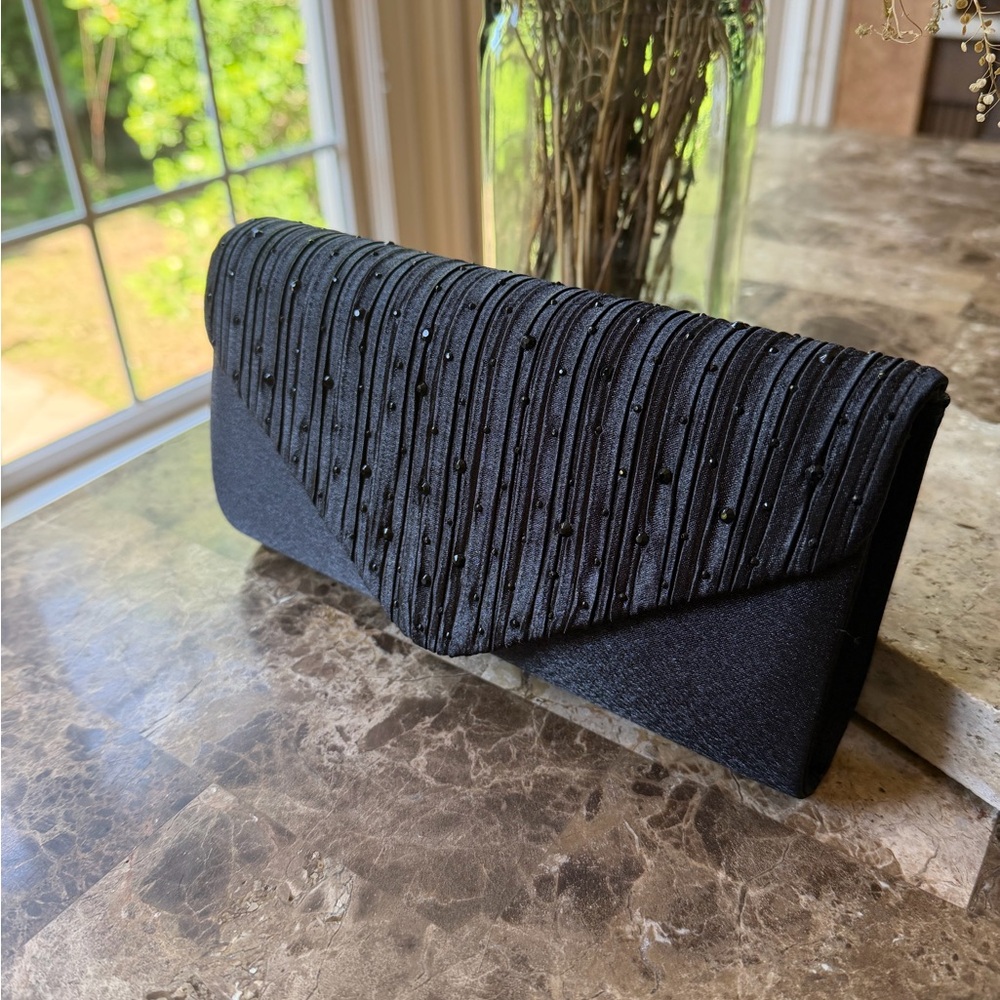 Elegant Black Beaded Evening Clutch
